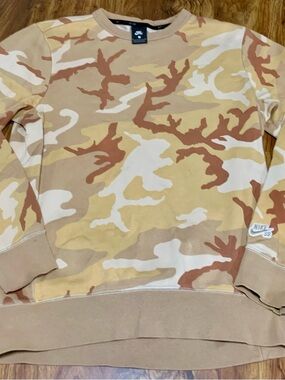Nike SB Icon Desert Camo Crew Sweatshirt